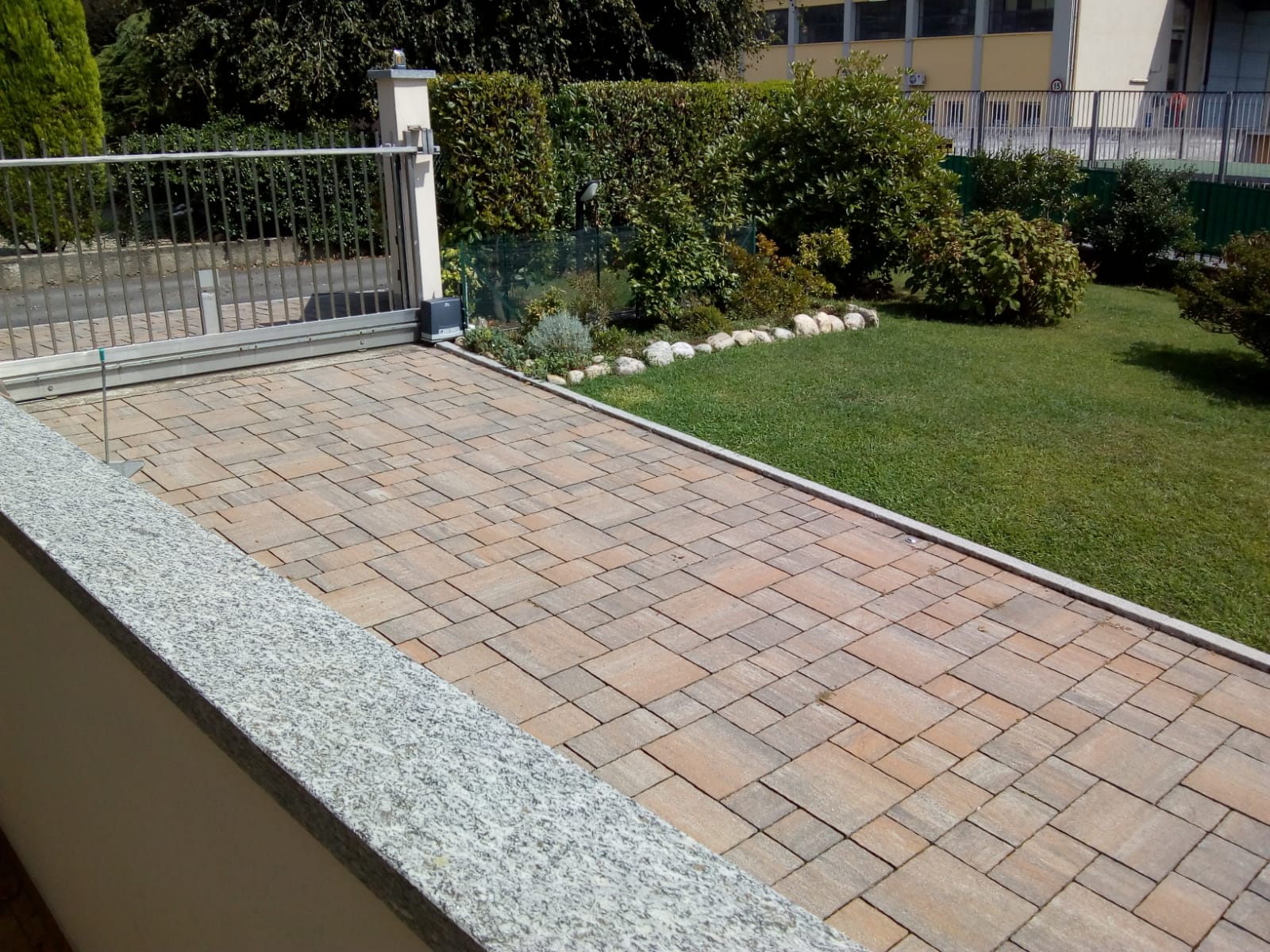 PHOTO-2018-08-24-12-37-22